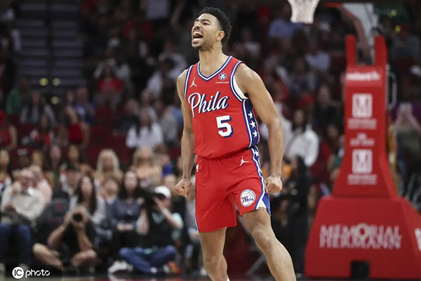 格莱姆斯与76人续约谈判陷僵局 训练营前缺席引关注