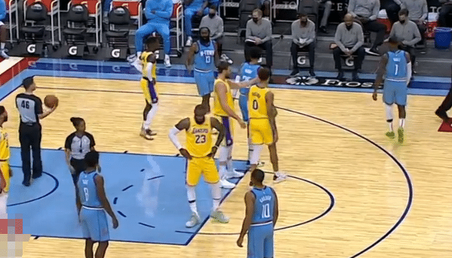 12分钟打花比赛！詹姆斯大爆发，哈登7中2+连遭大帽