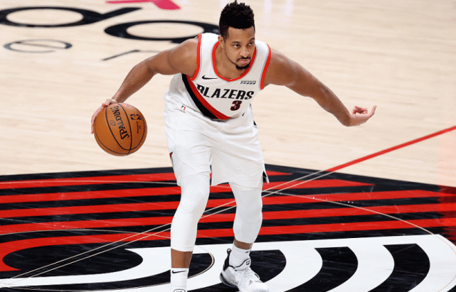 2胜8负！昔日总冠军扎心：6场领先两位数崩盘，关键球0胜5败