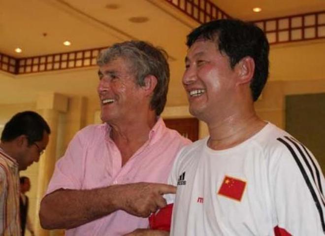 昔日足协 “霸道总裁” 南勇，出狱后转型作家致力体育研究