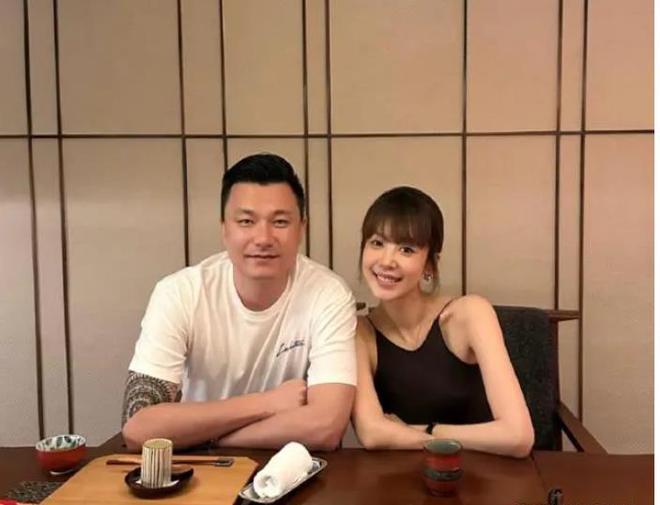 郜林退役后的新角色：校园足球青训教练