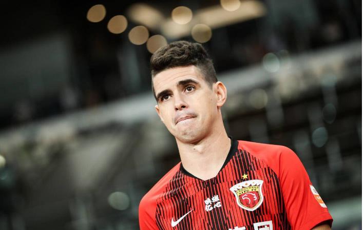 奥斯卡动态引关注 留队倾向与续约难题