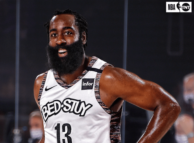 篮网三巨头恐散伙！曝蔡老板对欧文失去耐心，阵容畸形急需再交易