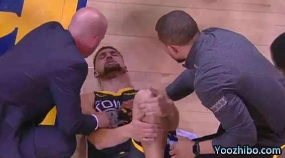 汤普森这又是怎么了？汤普森受伤了吗