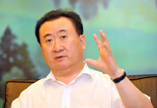 体坛：万达方面正为大连人评估国内教练