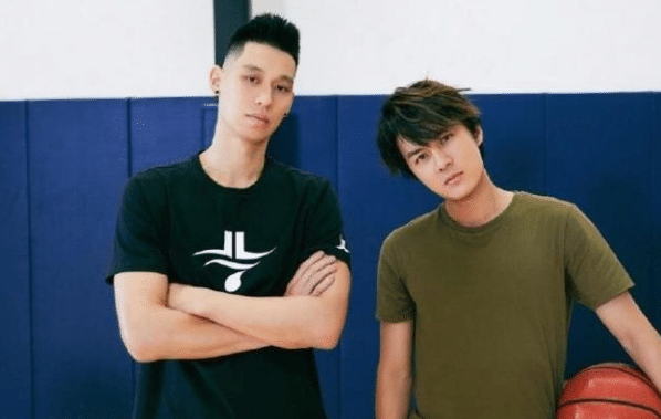 榜样的力量！吴克群以林书豪为例子分享价值观，曾为林疯狂写歌