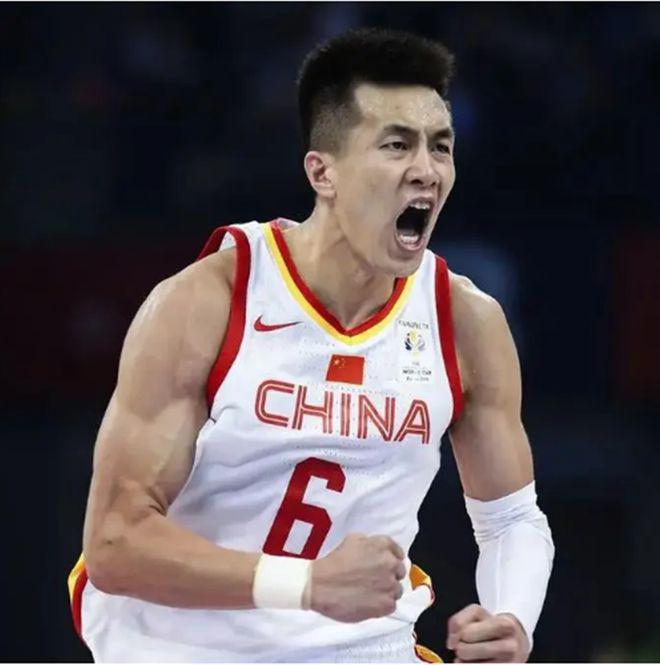 郭艾伦交易之谜：打野球受伤关联季后赛，名记称另有猛料待揭