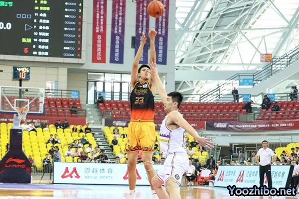 北控99-79力克江苏 陈国豪10+10 金鑫12分 崔晓龙12分