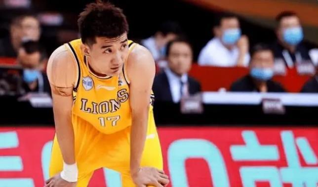 广厦赢球奖金曝光，球迷要求调查杜锋，赵睿或离队，李梦被解约