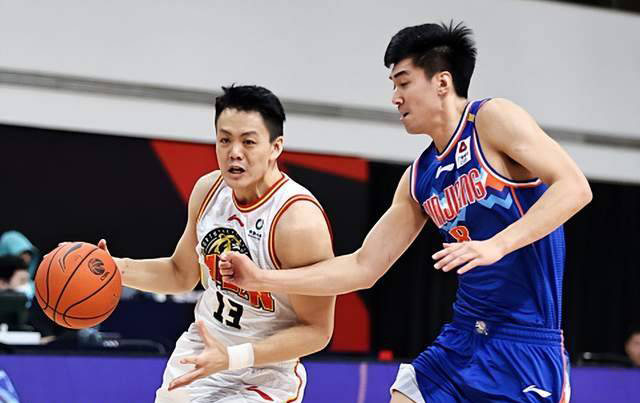 新疆93-79轻取吉林 特莱斯22+9 齐麟18+5&被驱逐 拉科28+16