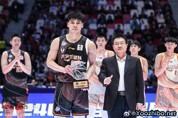 大学生联队189-86战胜星锐二年级 陈国豪24+18