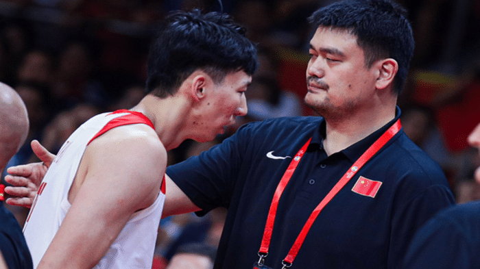 新疆退出前，2位体育局高层紧急斡旋，今天新疆队仍在训练