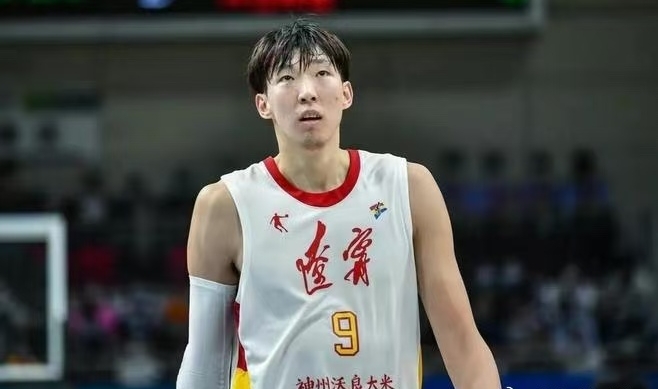 周琦新赛季何去何从？广东男篮极有可能成为其下一站