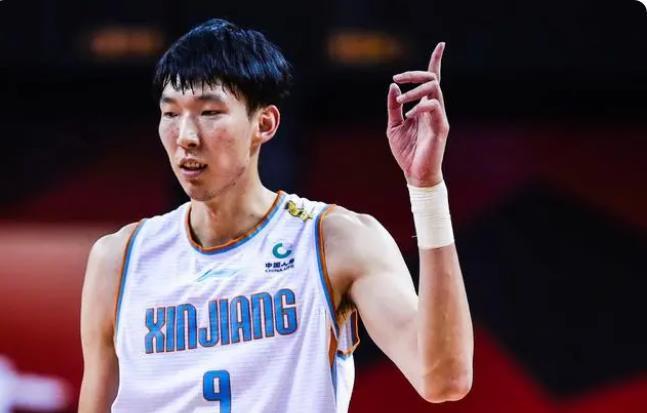 周琦曝新疆队恐吓威胁，新疆举报姚明并退出 CBA，杜锋又添新职务