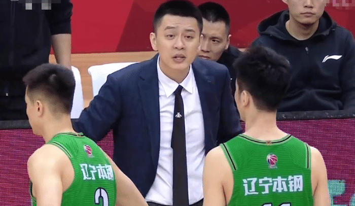 80分23板8断！广厦三剑客大爆发，全华班辽宁20分惨败