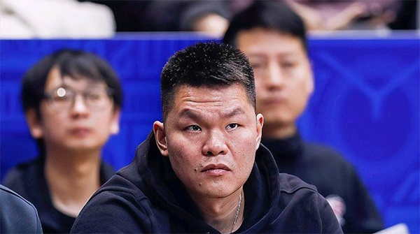 广东女球迷闹事后续：朱芳雨指使？篮协表态绝不姑息