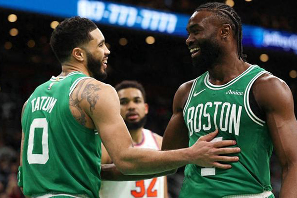 NBA东部格局洗牌：传统强队落势 <a href=/lanqiugaoqing/heat/ target=_blank class=infotextkey>热火</a>异军突起