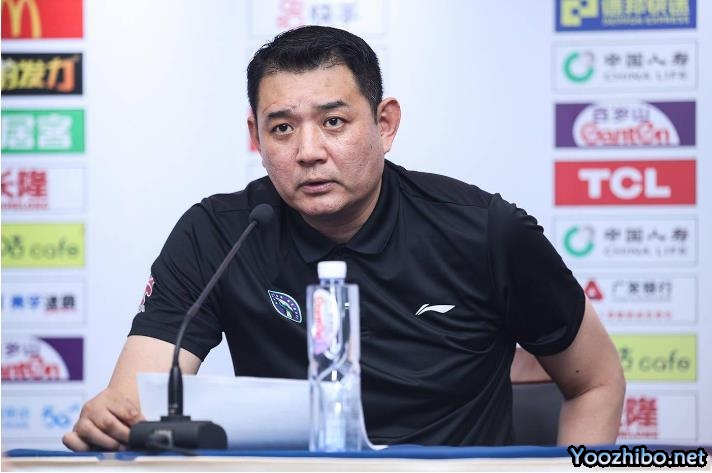 发须斑白不掩激情，55岁巩晓彬正式入职山东，年薪六位数可期