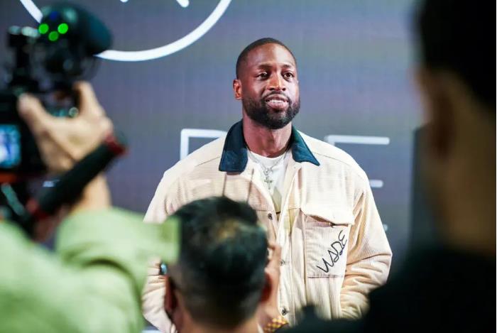 恭喜男篮，韦德正式上任，亮相中国新岗位，或成中国男篮助力