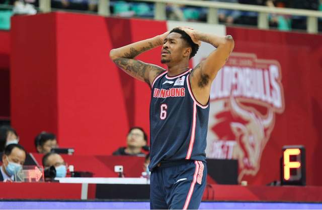 周琦缺阵！CBA11冠王力阻3连败 进攻大战杜锋能否复仇