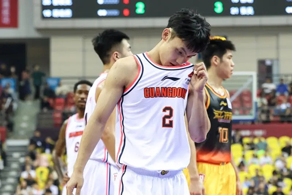 广东92-91击退江苏 沃特斯29+8 任骏飞16+7 马建豪21+5